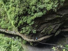 -龙水峡地缝景区