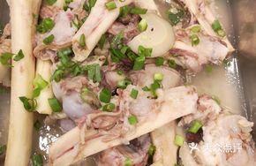 Pork Chop and Pig Bone Dish