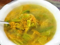 -绿草墩