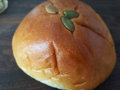 -沁屋面包店(人民东路店)