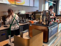 -星巴克臻选(华堂·新辰汇店)