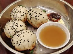 特色生煎-三两春(浦三路店)