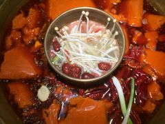 -王婆乔鲜鱼自助火锅(蜀汉路店)
