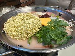 -富乐满韩国正宗炸鸡韩国料理(虹泉路店)