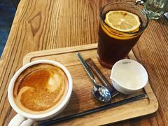 -Common Table · Brunch & Coffee