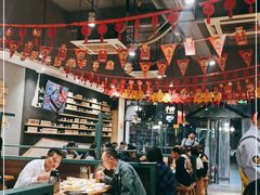 大堂-木屋烧烤(岗顶二店)