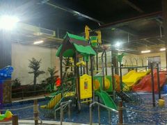 -泉城欧乐堡戏水湾艺术养生温泉