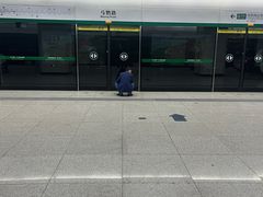 -马鹦路(地铁站)