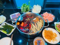 -唯爱KTV聚会餐厅(仙林东城汇店)