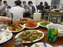 -胡子饮食店
