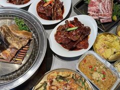 -草家酱蟹炭火烤肉店(珲春南路一店)
