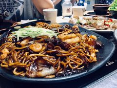 大盘海鲜炸酱面-绣旻烤肉吧(总店)