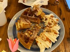 香蕉脆果仁华夫饼-西关84·History·Art·Cafe