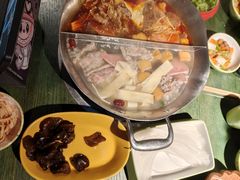 -老灶堂文创火锅(文艺路店)