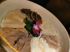 川门毛肚七绝-哥老官重庆美蛙鱼头(西湖银泰十一哥店)