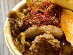 -CowCow其其·牛杂咖啡公司(六运店)