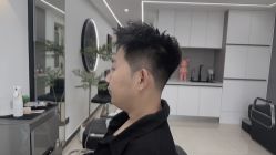 -ONE·男士国潮·美式渐变·理发馆·BARBER SHOP