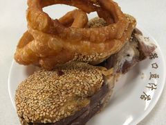 焦圈-老磁器口豆汁店(天坛店)