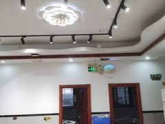 -濠轩阁特色生蚝火锅总店