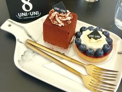 -UNI UNI(环亚凯瑟琳店)
