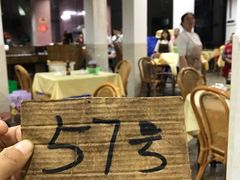 大堂-标记美食新鲜猪杂(兴南大道店)