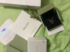 -梵克雅宝(国贸商城店)