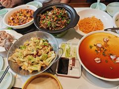 -梅利汴京烤鸭•开封豫菜地标店(东大街店)