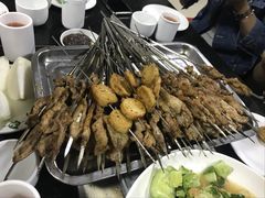 -百盛·牟平烧烤·养马岛海鲜(宁海大街店)