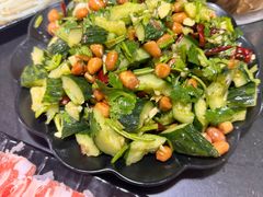 -果松木炭酸菜铜火锅·外婆参鸡汤