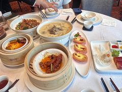 -景月阁空中食府(希尔顿酒店)