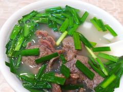 牛三星-银记肠粉店(新港西路店)