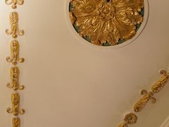 -Nathalie Djurberg与Hans Berg“牛皮纸包裹的月亮”-Prada荣宅当季展览