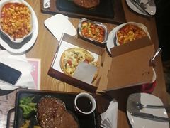 -必胜客(百联又一城店)