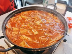 部队火锅-HONGA HONGA雄家(曹路店)