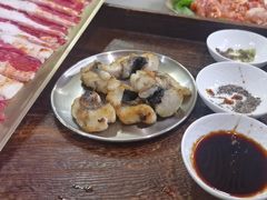 -围炉肉舍•炭烤活鳗•丹东海鲜烤肉(步行街店)