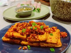 石屏豆腐-半山腰·云南菜(侨福芳草地店)