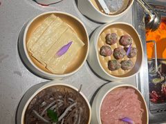 -海底捞火锅(银泰中心店)