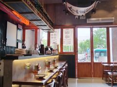 -8PINTS八品脱·日料·烧鸟·精酿小酒馆(莘庄店)