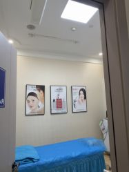 -广州健丽·去眼袋医疗美容机构