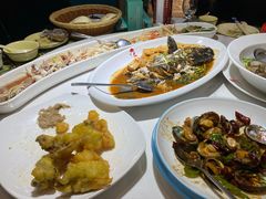 -小红鲸·海鲜餐厅(轸大路店)
