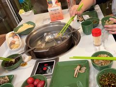 -润园四季椰子鸡火锅(卓越INTOWN店)