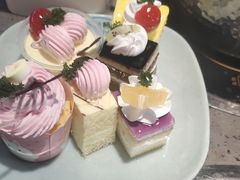 -金滏山烤肉·海鲜·火锅自助餐厅(襄阳万达店)