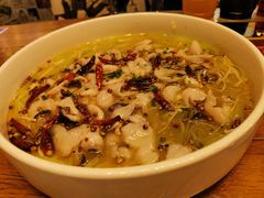 -爱啤精酿·民谣酒馆(滨江店)