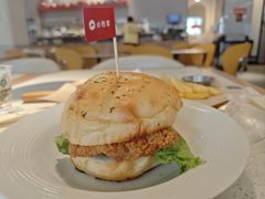 -必胜客(阿罗海店)