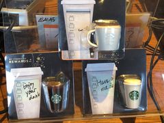 -星巴克(上海汇锦里店)