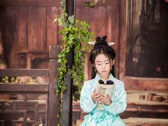 -九月鹰飞汉服摄影工作室