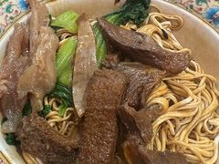 -金杨拉面王小吃面馆·牛三宝面·红烧牛肉粉