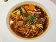 -康师傅私房牛肉面(马泉营奥莱店)