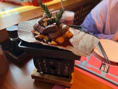 黑蒜牛肉蒲叶烧-有喜屋·深夜食堂(北京西路店)