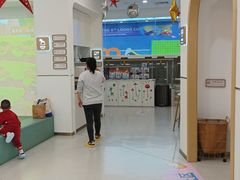 -龙格亲子游泳·水育早教运动中心(绿宝中心)